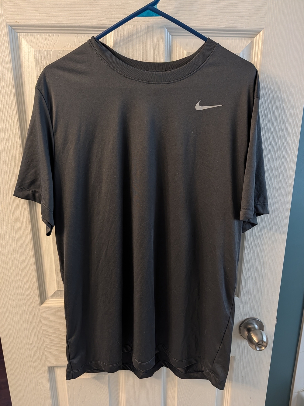 Nike Men's Dri-FIT Dark Gray Short-Sleeve Performance Shirt